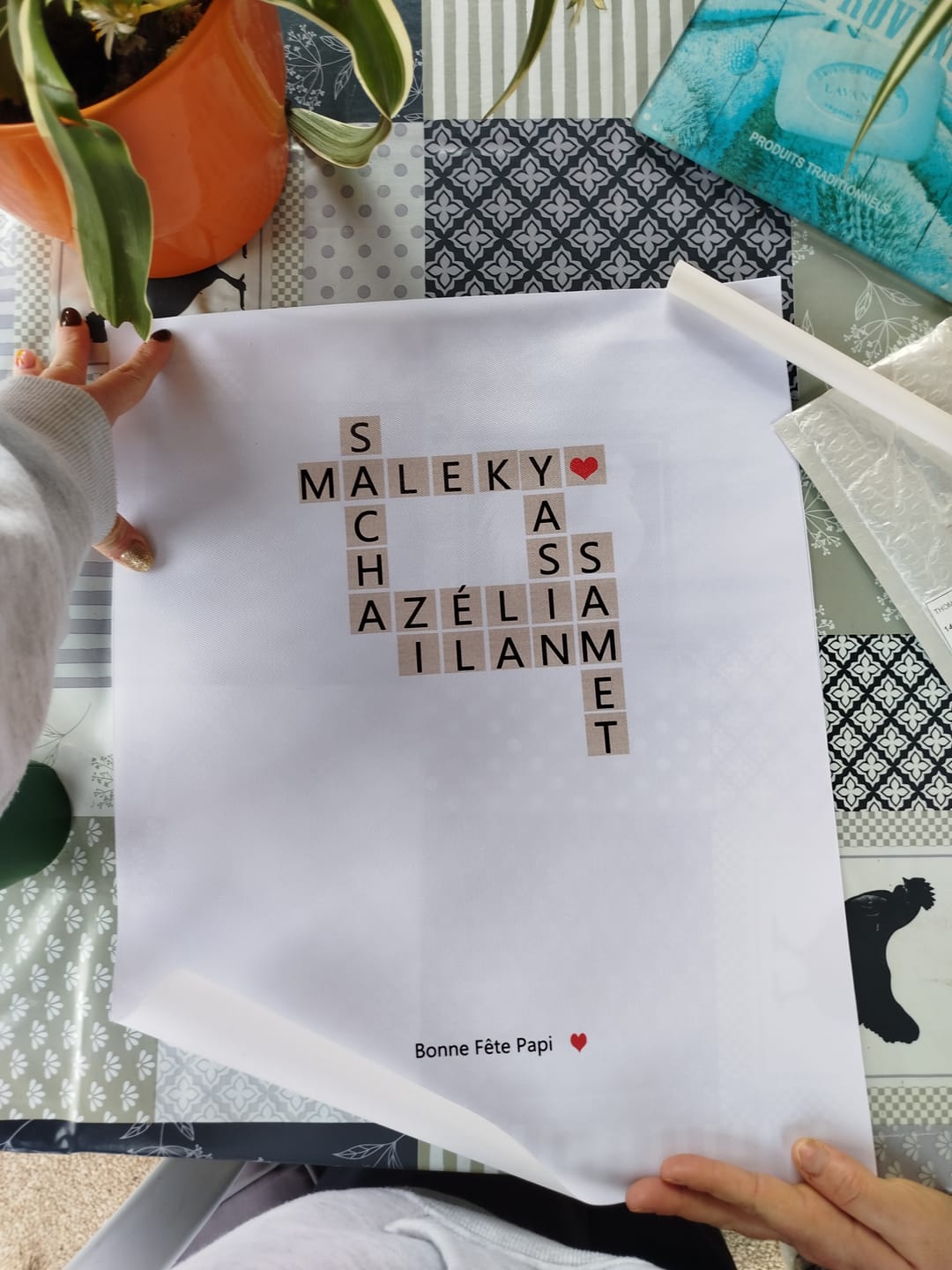 Customer photo review of AFFICHE FAMILLE PERSONNALISÉE | SCRABBLE