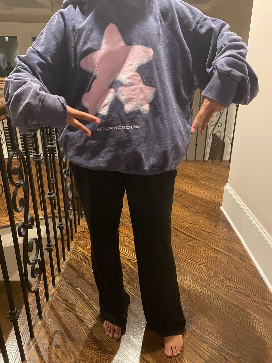 Customer photo review of Aelfric Eden Oversized Blurring Star Hoodie