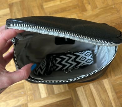 Customer photo review of Sac Banane Cuir Femme Viviana