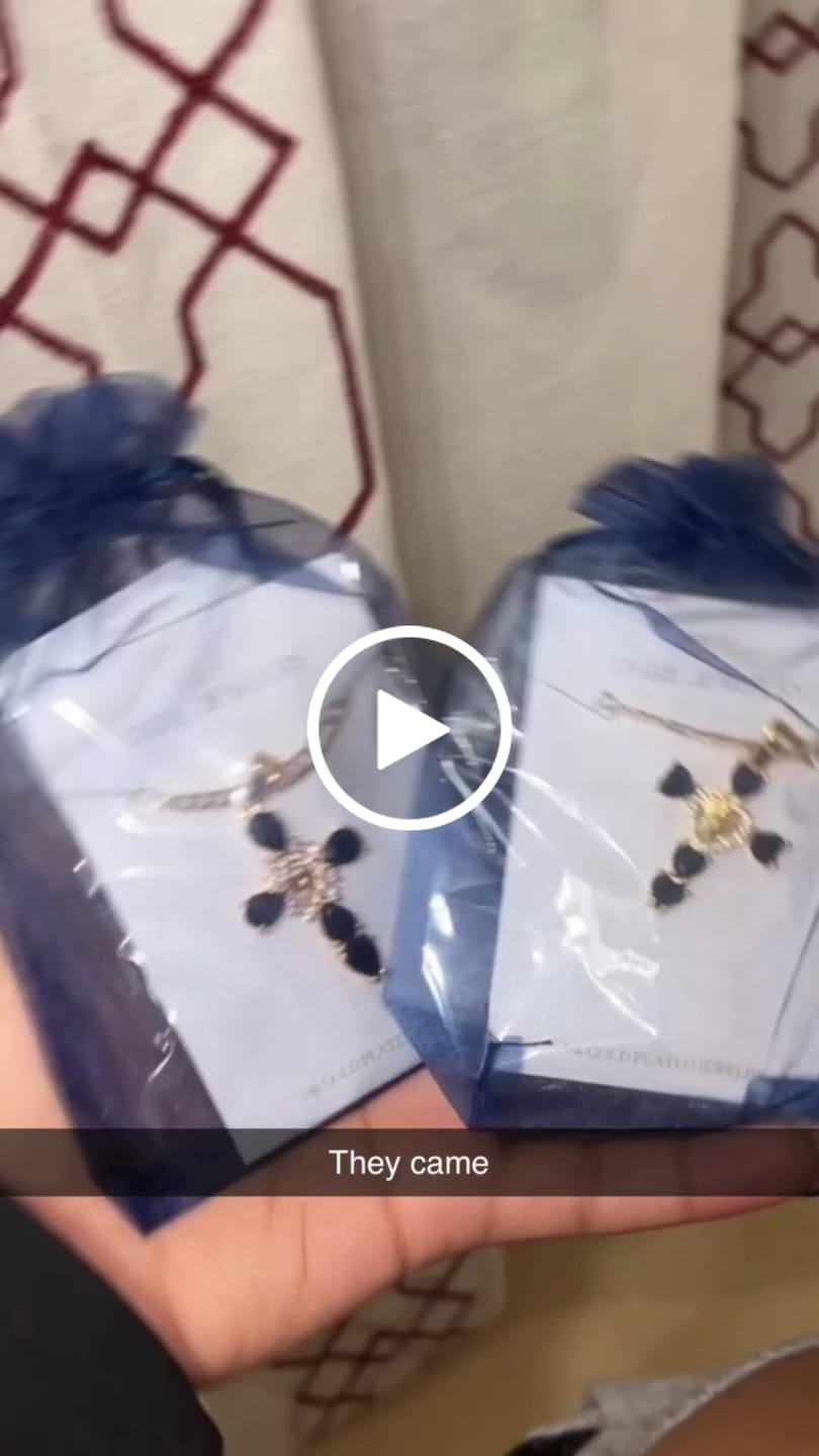 Customer video review of Virgen Mary Cross