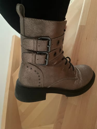 Customer photo review of Bottines femme taupe rangers à lacets - Vanessa