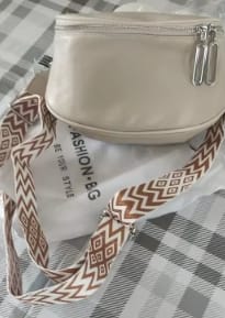 Customer photo review of Sac Banane Cuir Femme Viviana
