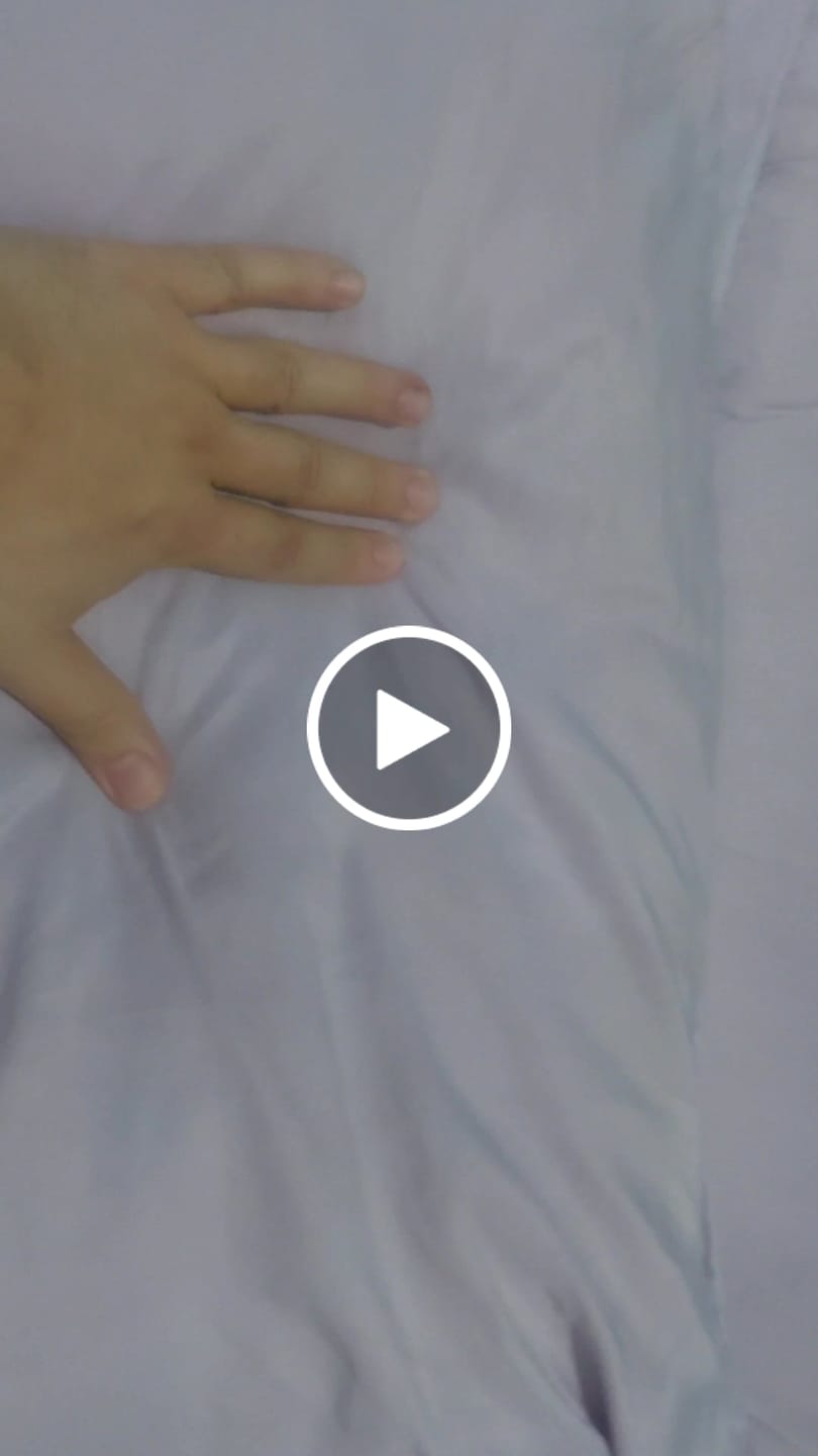 Customer video review of Luxurious Plain Hotel Pillow