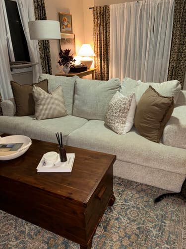 Customer photo review of Tan Gingham- 18" | 22" | 24" | 26"