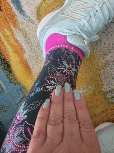Customer photo review of Evolution - Quarter Socks
