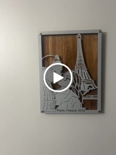 Customer video review of Custom Metal Portrait