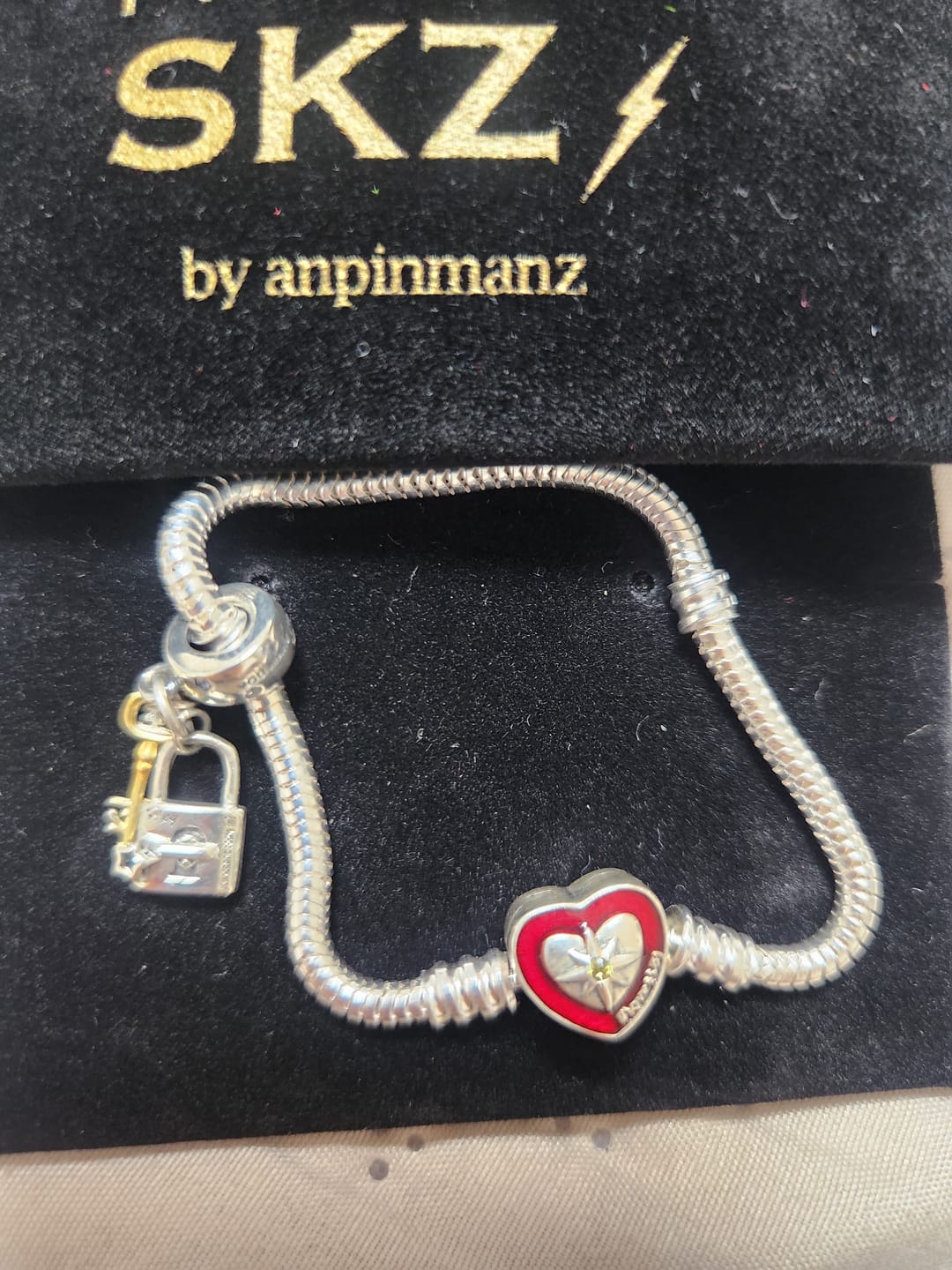 Customer photo review of PROJECT SKZ! individual charms