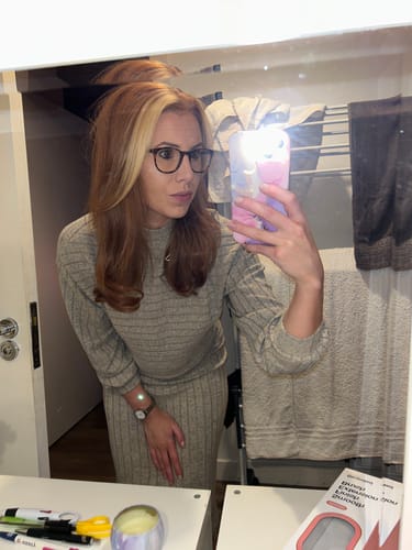 Customer photo review of Stranded 16" One Piece Flicky Clip-in Hair Extension #30 Primrose