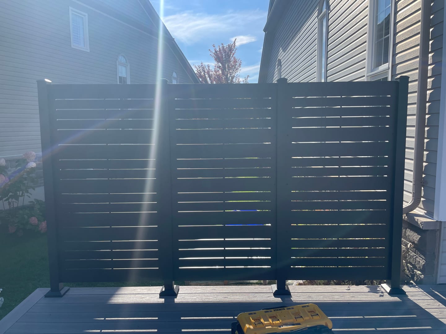 Customer photo review of Privacy Screen (Horizon)