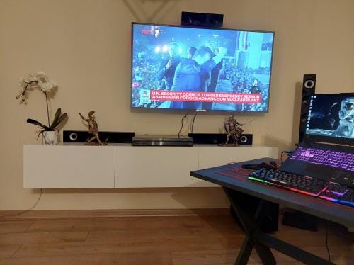 Customer photo review of RIGI - Meuble TV suspendu 160-180 cm