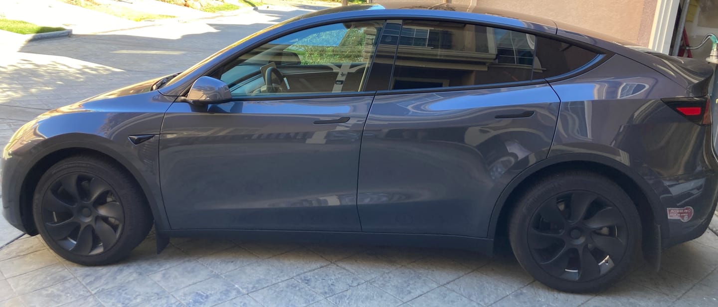 Customer photo review of TESPLUS 19'' Induction Style Wheel Cover for Model Y