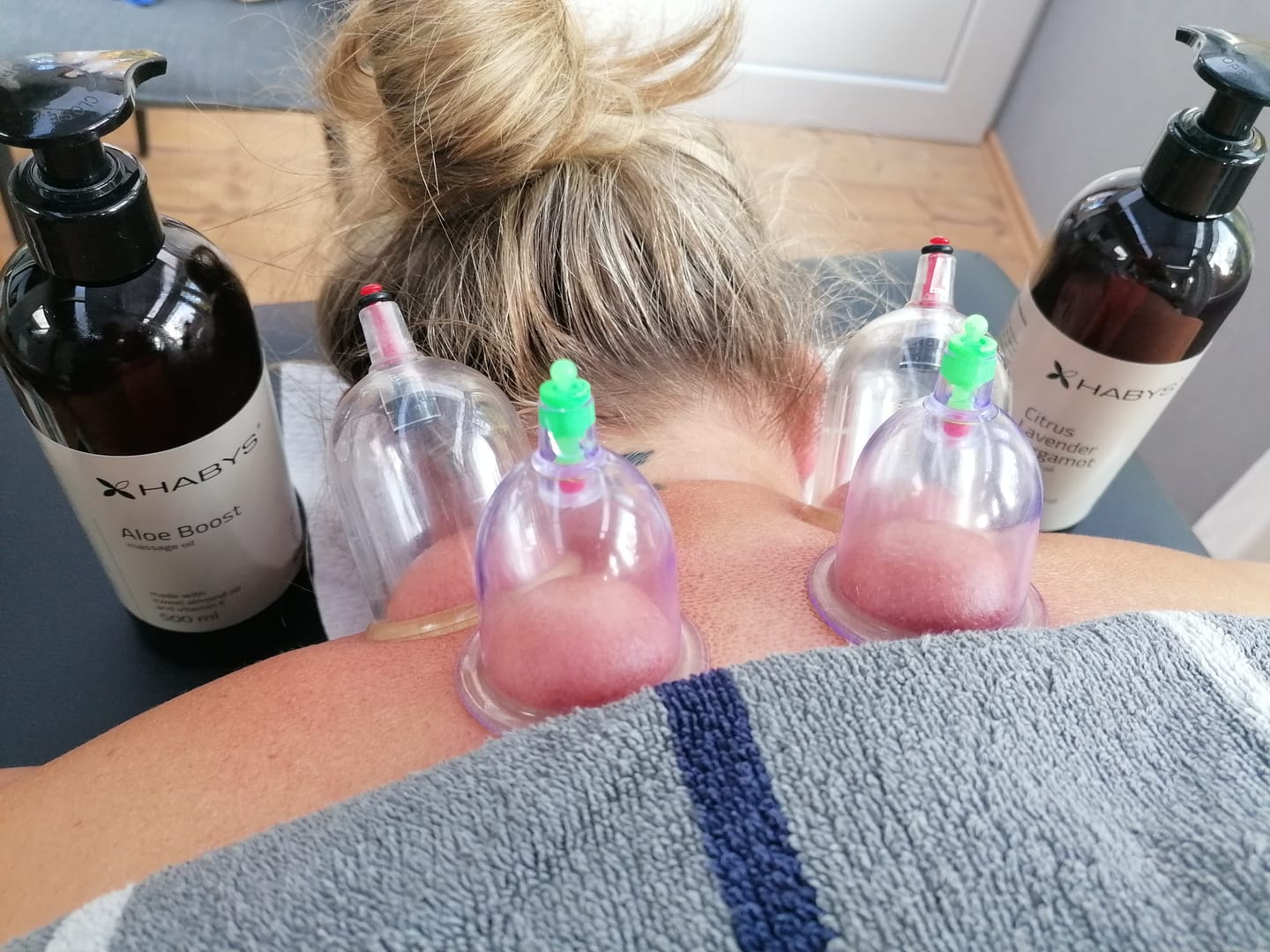 Customer photo review of Massageöl Reya Aloe Boost Habys