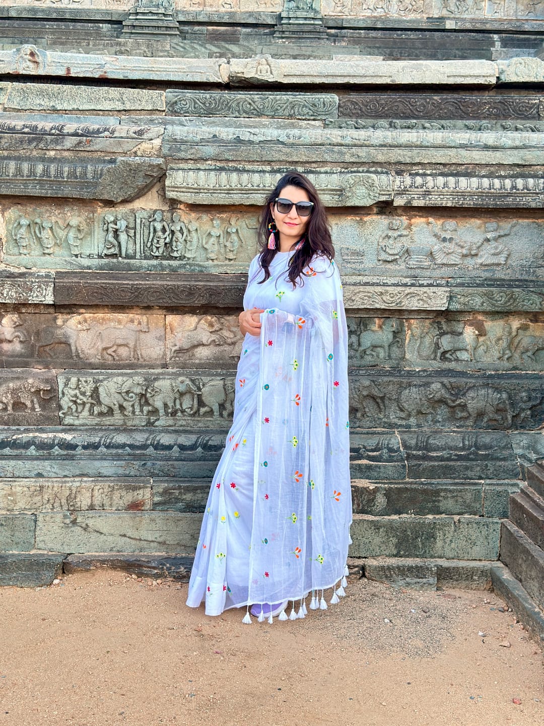 Customer photo review of White Embroidered Mulmul Cotton Saree