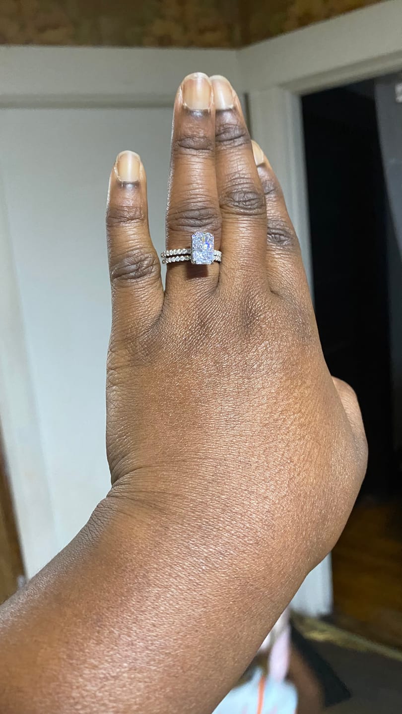 Customer photo review of S925 4.5Ct Radiant Cut Engagement Ring Moissanite/Simulated Diamond Solitaire Stackable Travel Ring For Women