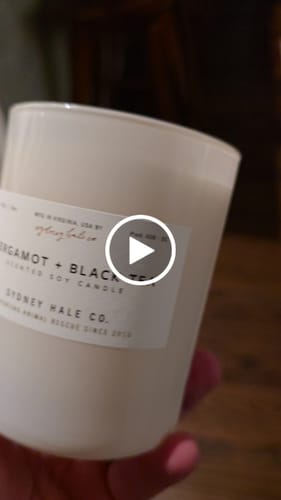 Customer video review of Sydney Hale Co Candle