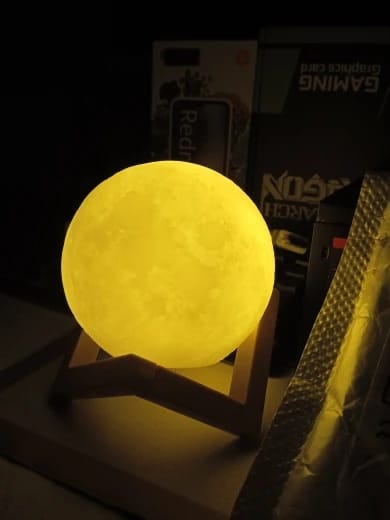 Customer photo review of Mystical Moon Lamp