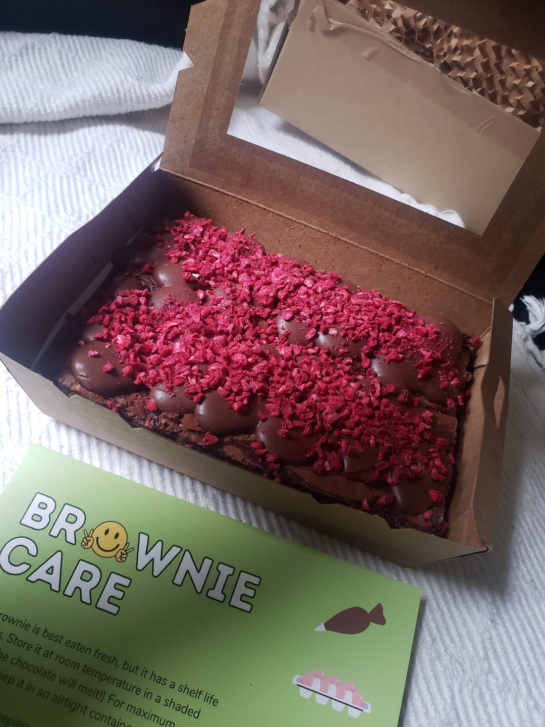 Customer photo review of Mini cheesecake brownie