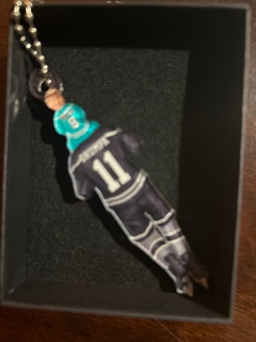 Customer photo review of Personalized Hockey Dad & Kids Acrylic Ornament