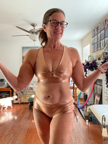Customer photo review of Rose Gold Metallic Twist Sports Bra