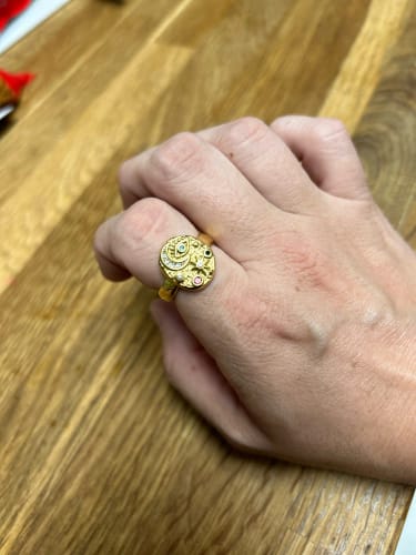 Customer photo review of Gold Moon Eye Ring