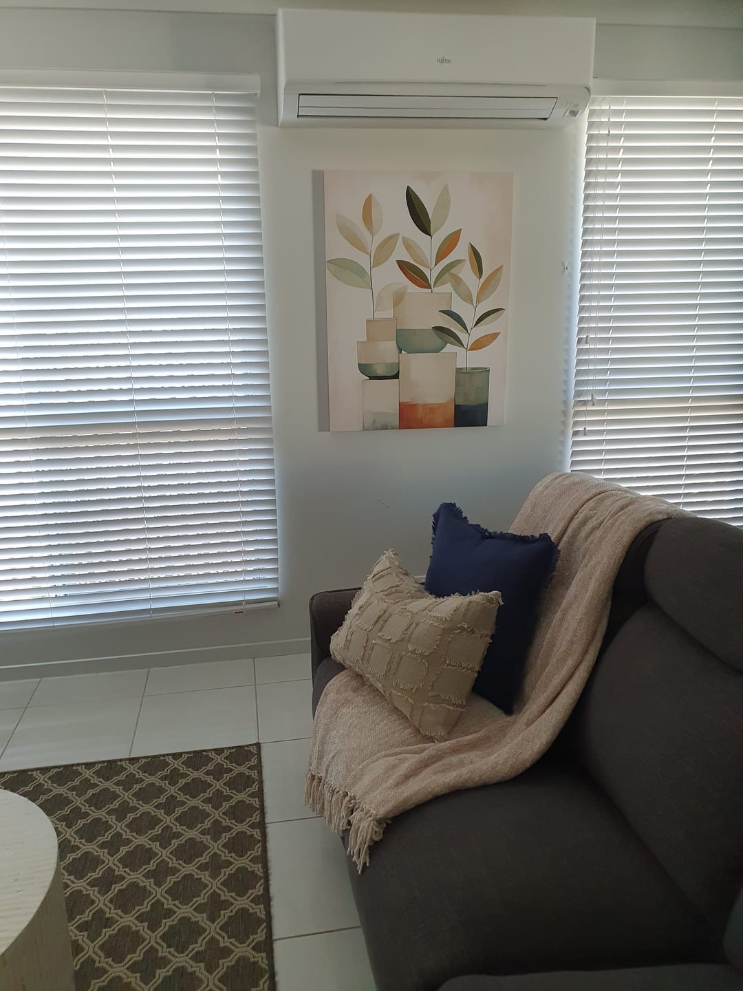 Customer photo review of VALENCIA I I I CANVAS