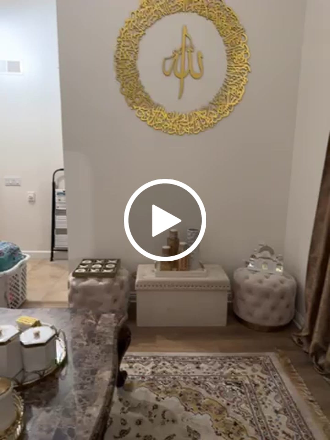 Customer video review of Ayatul Kursi Calligraphy Circular Acrylic/Wooden Islamic Wall Art