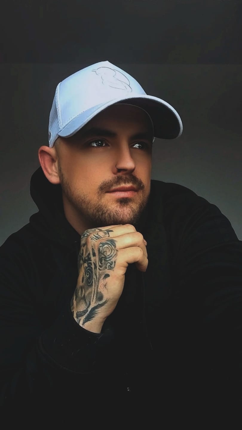 Customer photo review of S Trucker Cap - White