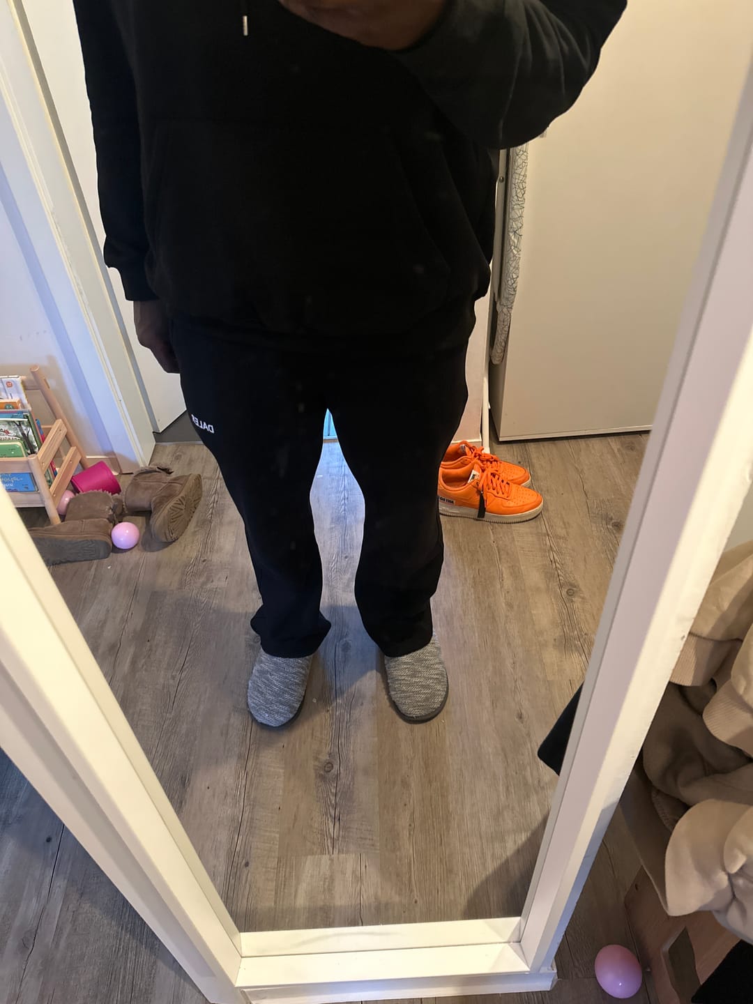 Customer photo review of BASIC JOGGER - GREY MELANGE
