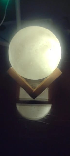 Customer photo review of Mystical Moon Lamp