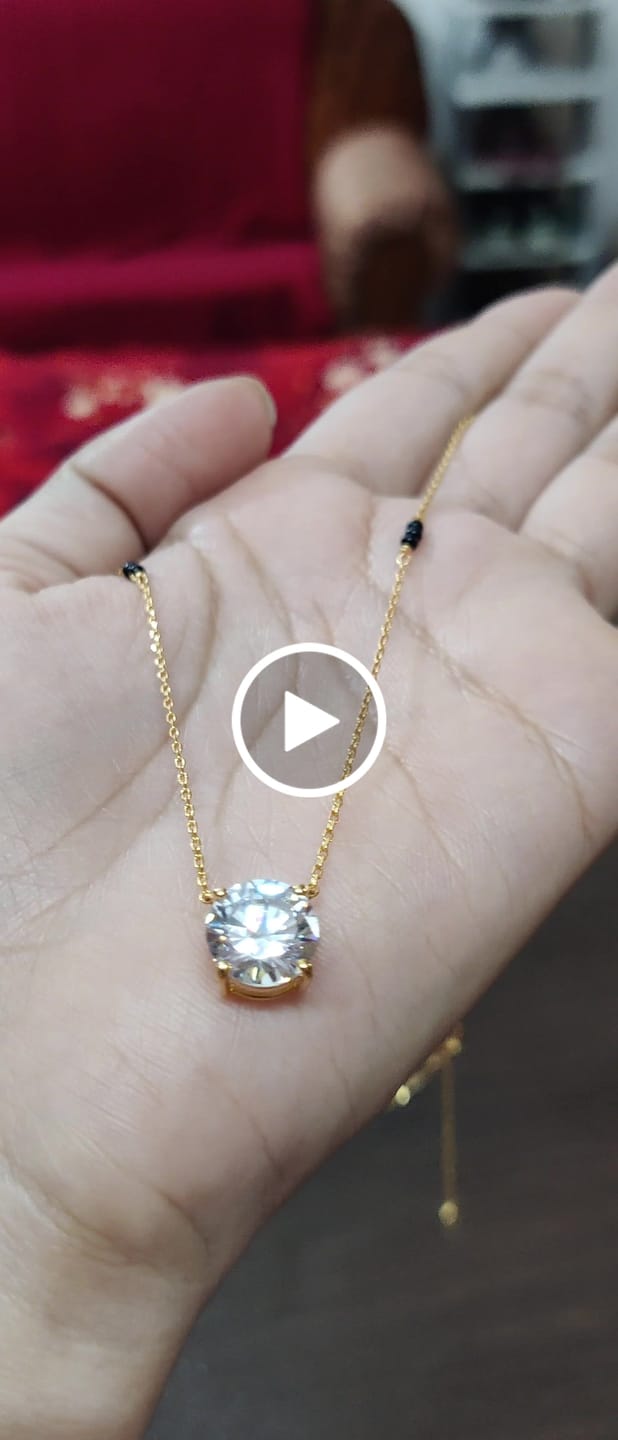 Customer video review of Royal Solitaire Diamond Mangalsutra   | BIS Hallmarked | 18k Gold Vermeil