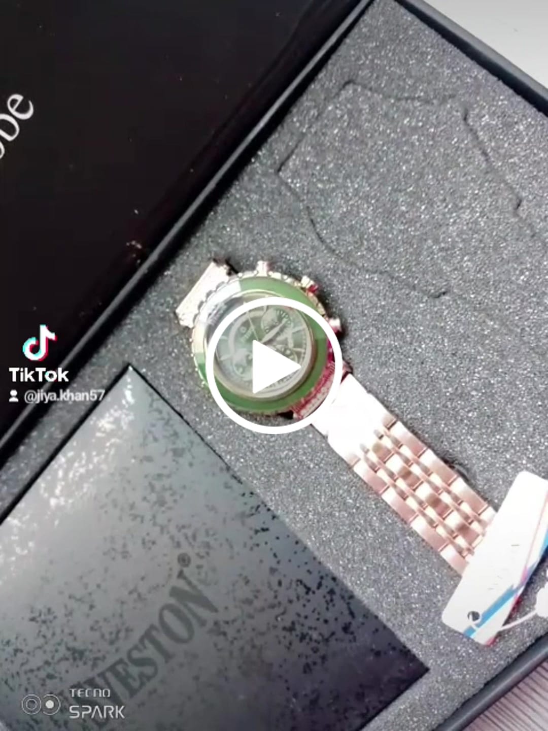 Customer video review of Schuyler
