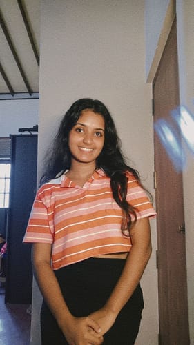 Customer photo review of Sunset Stripes Crop Polo Tee