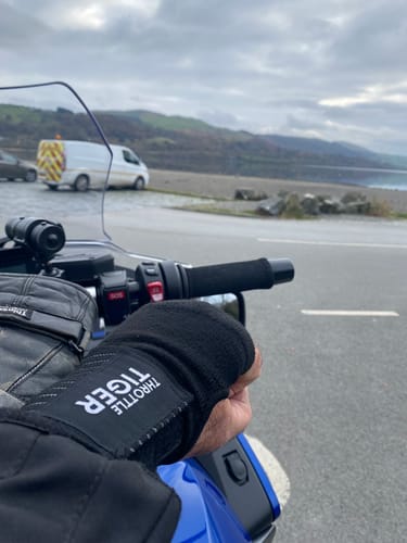 Customer photo review of Motorcycle Wrist Support - Ride Without Wrist Pain