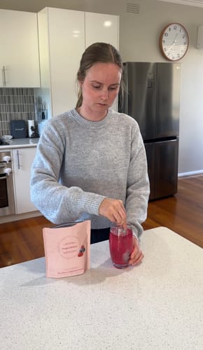 Customer photo review of Motherhood Hydration Powder - Mixed Berry