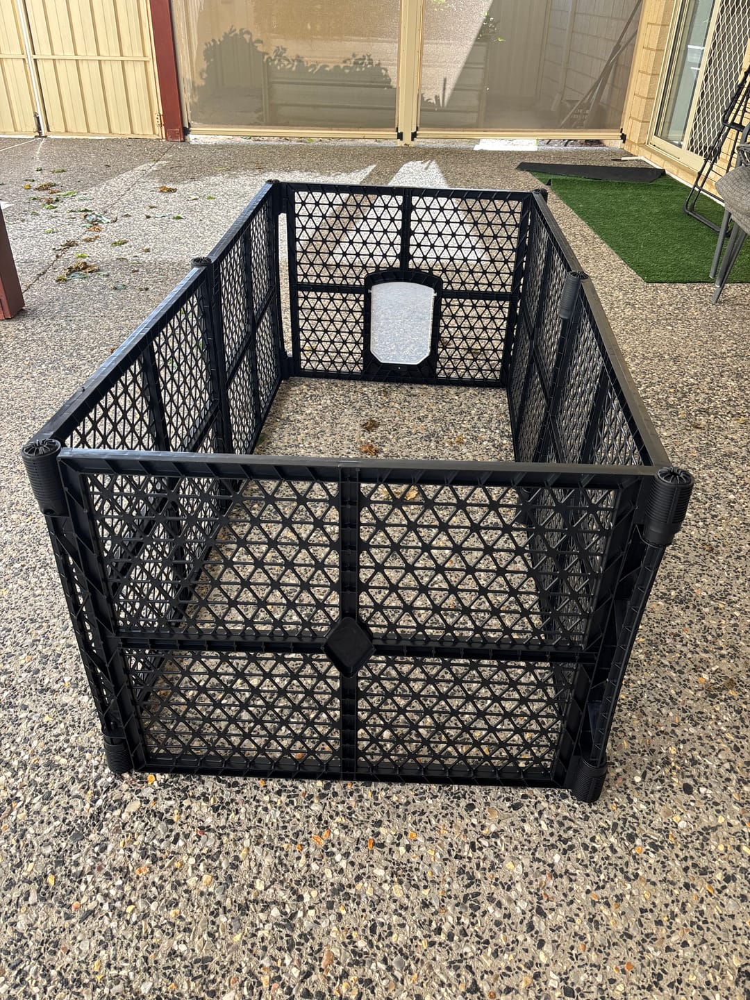 Customer photo review of PaWz Pet Foldable Portable Playpen Garden Outdoor