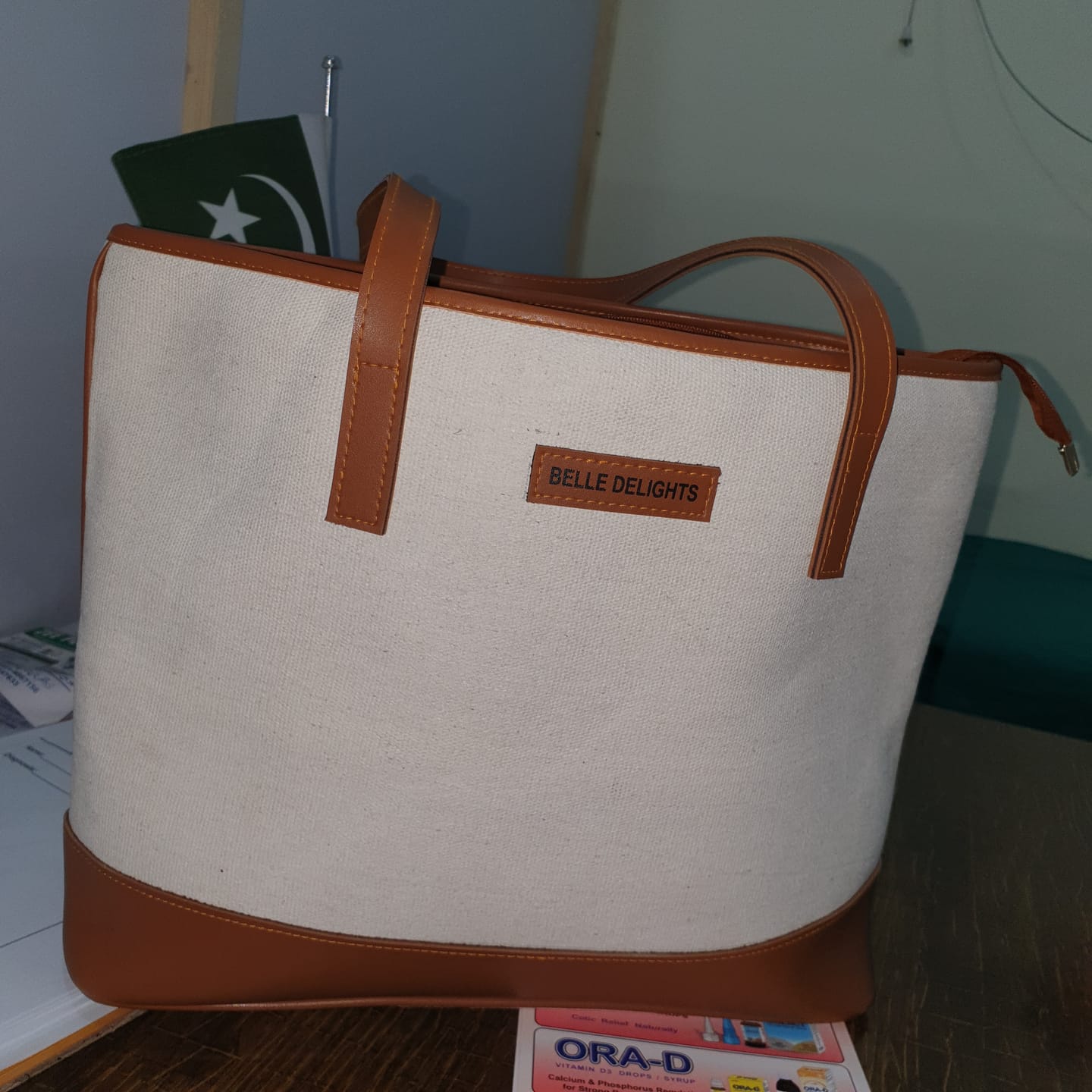 Customer photo review of TOTE BAG BROWN