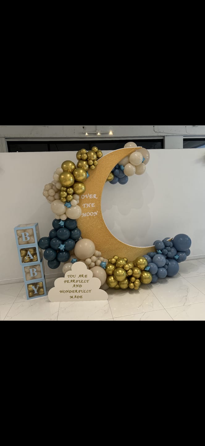 Customer photo review of 6.5ft Portable Crescent Moon Shape Stand for Baby Showers & Birthday & Wedding Events