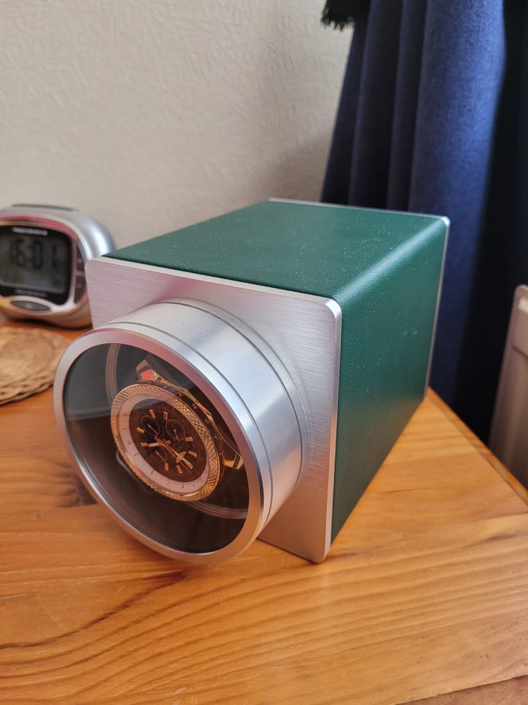 Customer photo review of Reise-Einzeluhrenbeweger stapelbar veganes Leder mit leisem japanischen Motor