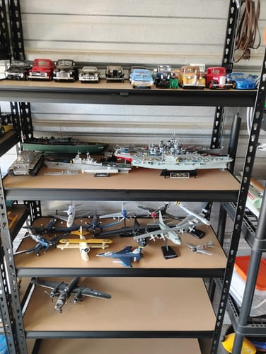 Customer photo review of REIBII 35.5“W Garage Storage Rack, 5-Shelf Adjustable Storage Shelves, 2020lbs Metal Shelving for Pantry Kichen Closet