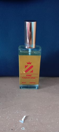 Customer photo review of Perfume Tendencia U AIR OF CLARITY NUEVO AGOSTO 2024 zenz