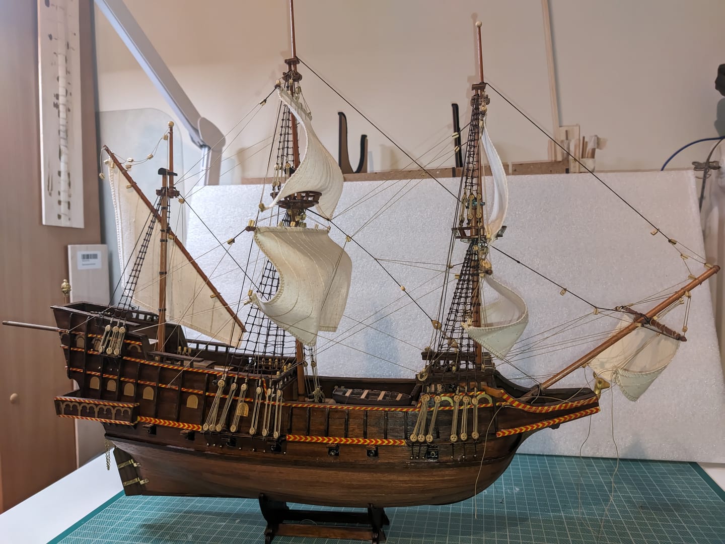 Customer photo review of Maqueta Barco Golden Hind
