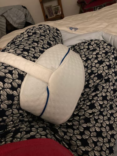 Avis photo d'un client sur Coussin Orthopédique Cellsius - Le Secret d'un Sommeil Sans Douleur