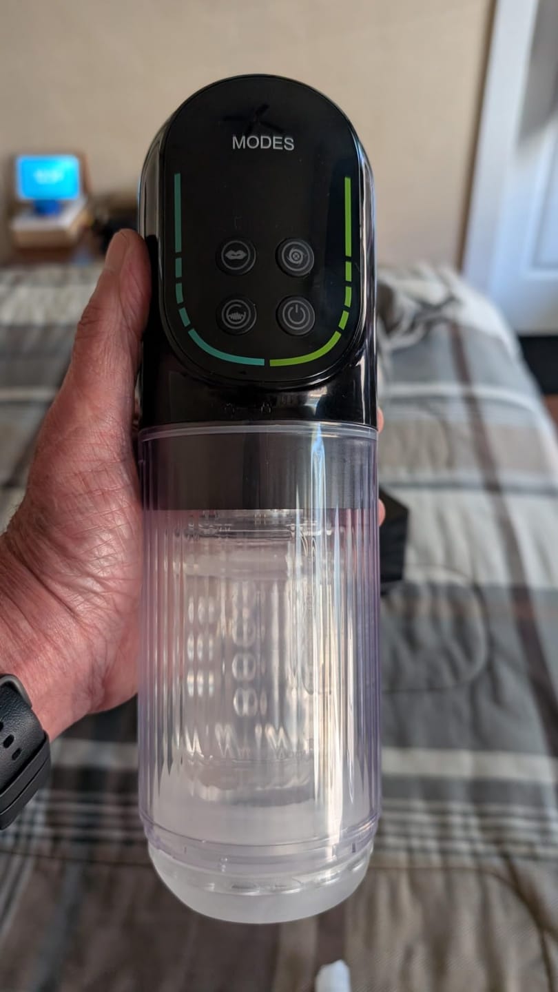 Customer photo review of HIVER|5-in-1 Automatic Thrusting & Sucking Male Masturbator