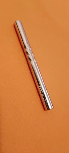 Customer photo review of O.TWO.O GOLD EMBROIDERY EYELINER