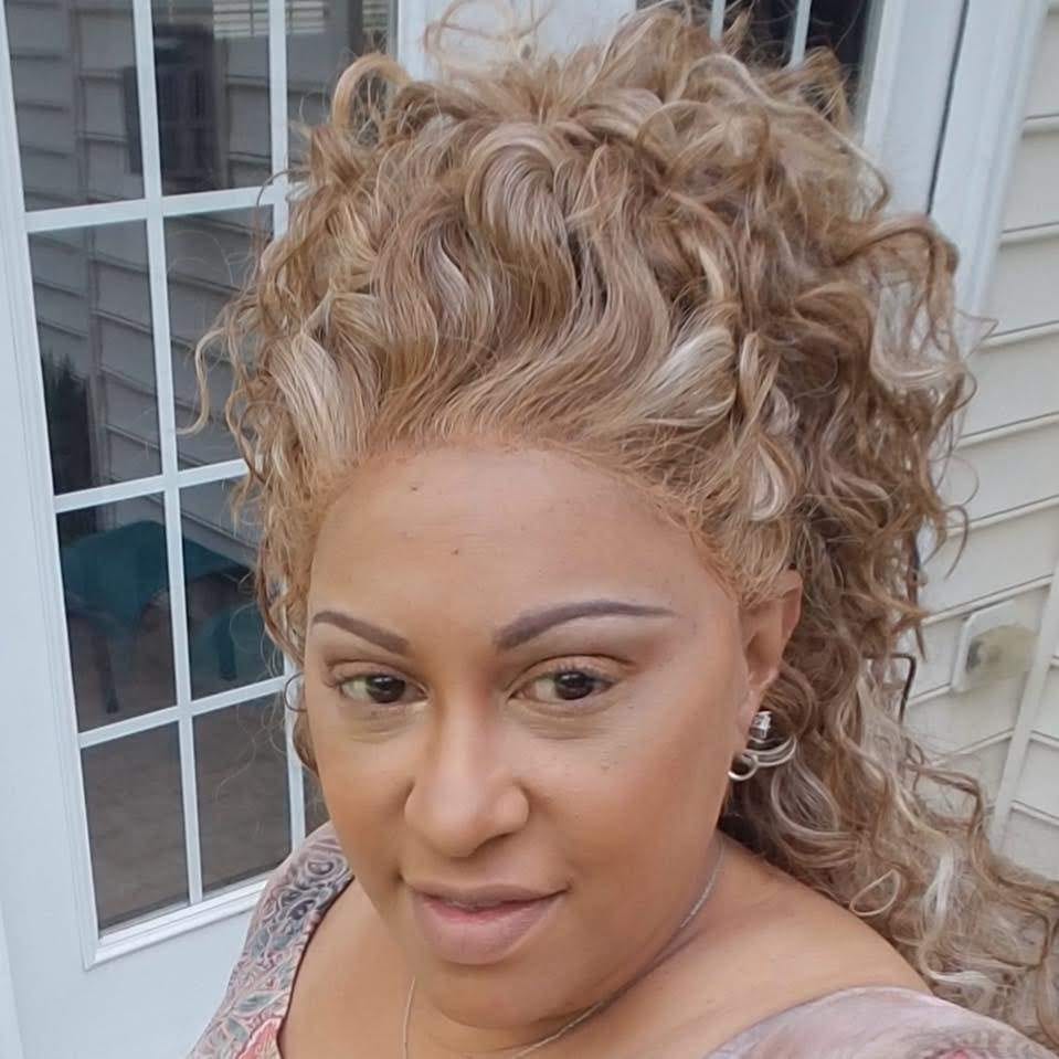 Customer photo review of Vanessa Express Synthetic Lace Front Wig TOPS YOLAN