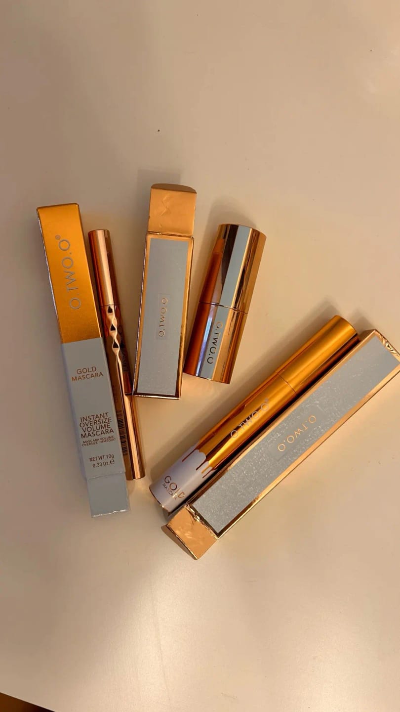 Customer photo review of O.TWO.O GOLD EMBROIDERY EYELINER