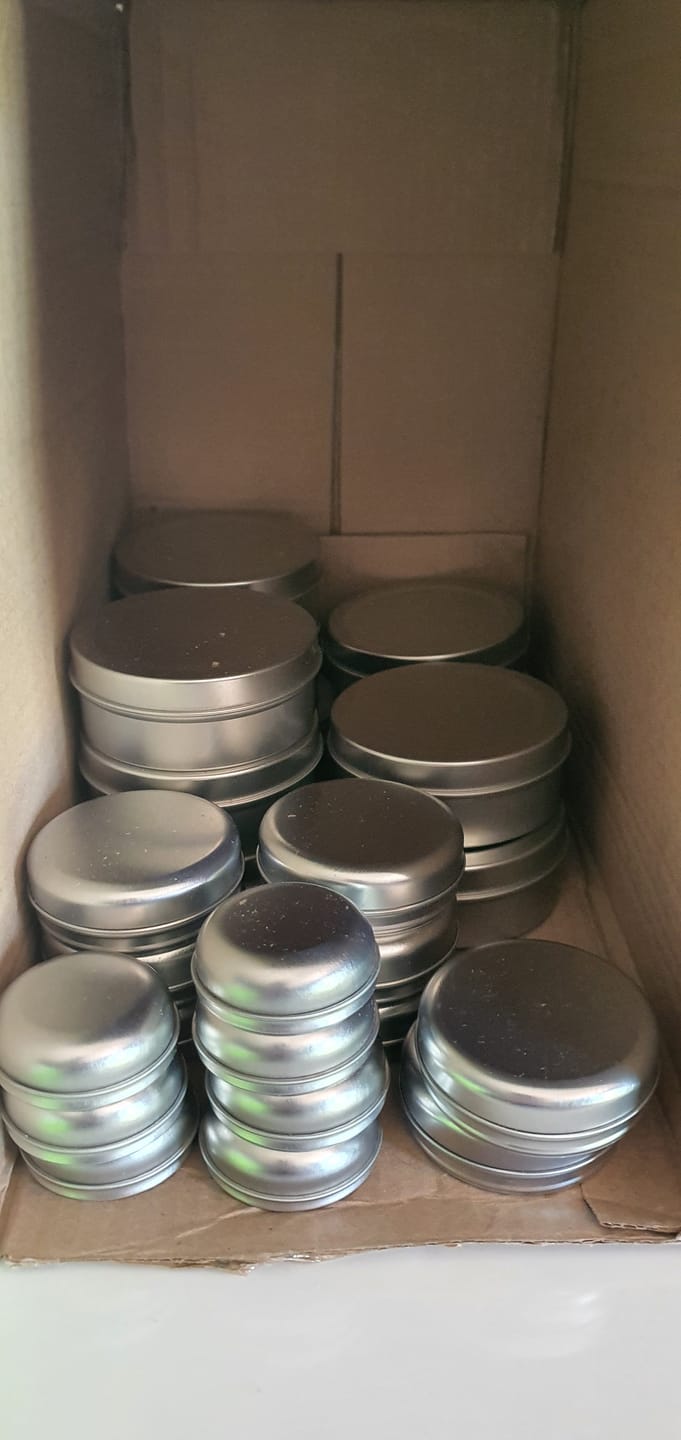 Customer photo review of 20 ml Tin Container with Lid (16 grams) - Silver