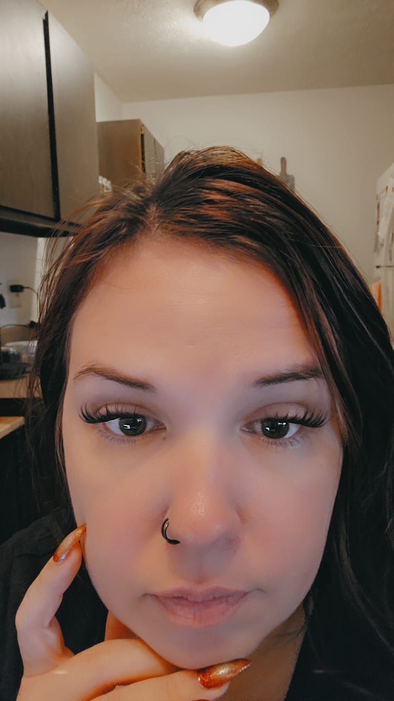Customer photo review of LuxeBold Lash Single Length