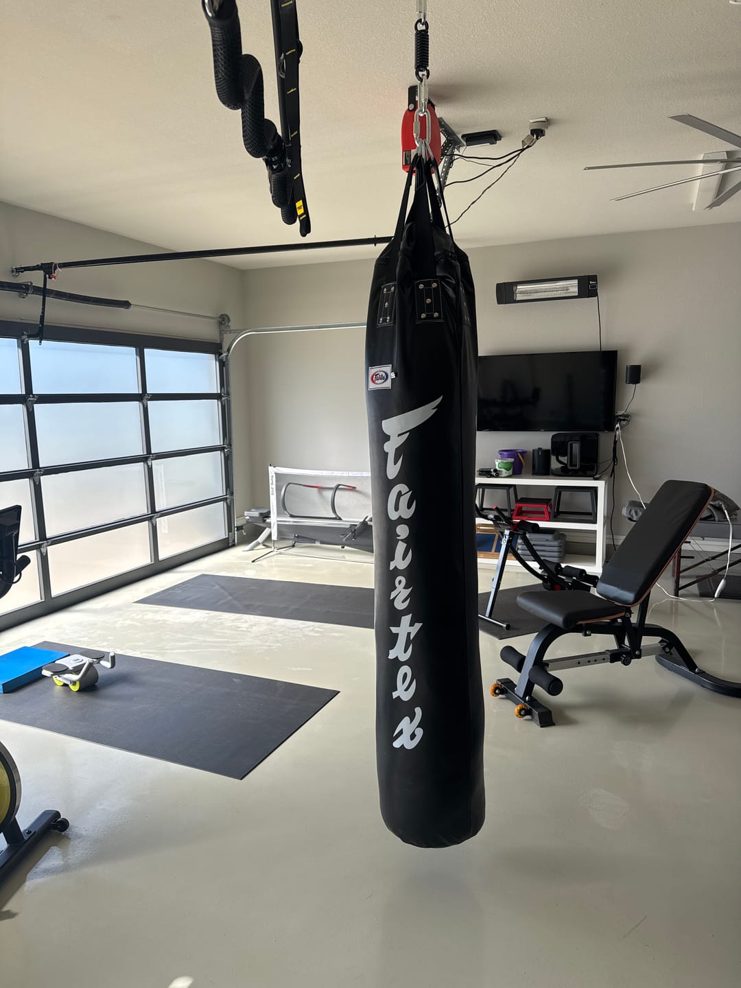 Customer photo review of Fairtex HB6 6 Ft. Banana Bag Punching Bag for Muay Thai, Boxing, Kickboxing, MMA (Unfilled)- 14.17" W x 70.87" H