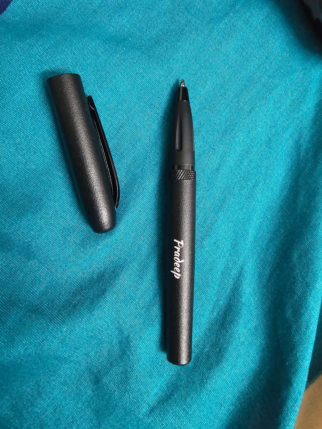 Customer photo review of Black Rollerball Pen Refill